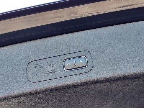 Used 2022 Lincoln Aviator Reserve w/ Equipment Group 201A image 28