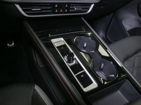 New 2026 Volkswagen Atlas Peak Edition image 22