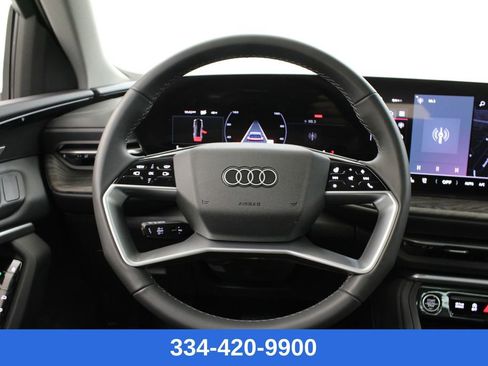 New 2025 Audi Q5 Prestige image 22