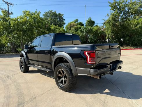 Used 2017 Ford F150 Raptor w/ Equipment Group 802A Luxury AWD/4WD image 4