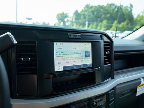 New 2026 Ford F250 XL w/ XL Off-Road Package image 23