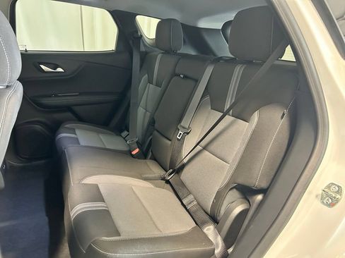 Used 2025 Chevrolet Blazer LT FWD image 20