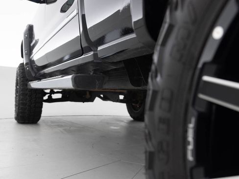 Used 2014 GMC Sierra 1500 SLT w/ SLT Crew Cab Value Package image 17