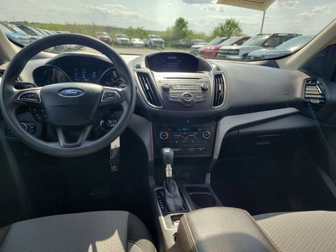 Used 2017 Ford Escape SE FWD image 10