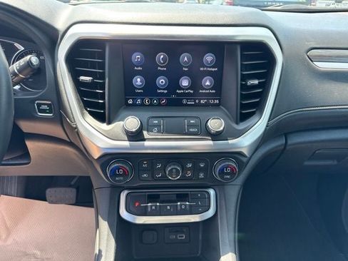 Used 2023 GMC Acadia SLT AWD/4WD image 14