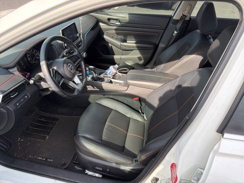 Used 2020 Nissan Altima 2.5 SR image 9