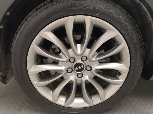 Used 2018 Lincoln MKC Reserve image 31