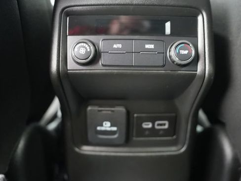 Used 2023 GMC Acadia SLE w/ Elevation Edition AWD/4WD image 15