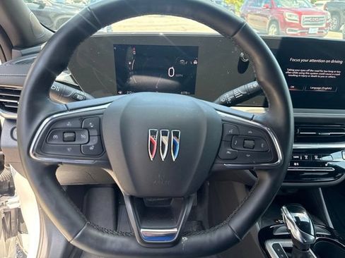New 2025 Buick Envista Sport Touring FWD image 10