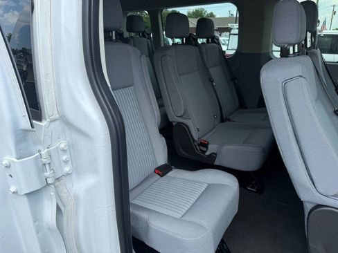 Used 2015 Ford Transit 350 XLT RWD image 12