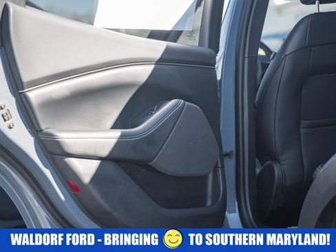 Used 2023 Ford Mustang Mach-E Select image 40