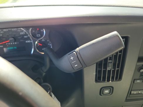 Used 2021 Chevrolet Express 3500 w/ Power Convenience Package image 27