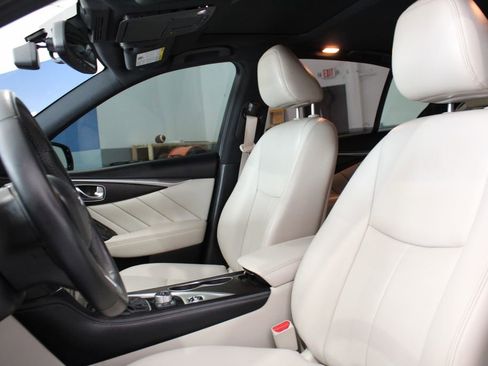 Used 2021 INFINITI Q50 Sensory image 11