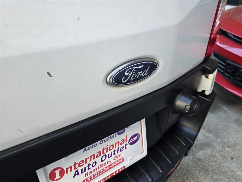 Used 2019 Ford Transit 250 148 Medium Roof RWD image 28