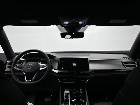 New 2026 Volkswagen Atlas Cross Sport SE AWD/4WD image 10