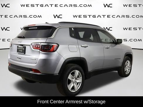 Used 2022 Jeep Compass Latitude AWD/4WD image 8