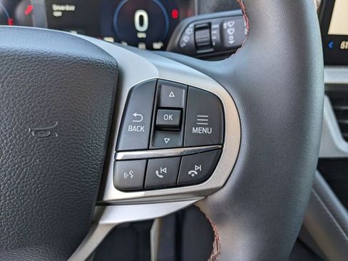 New 2026 Ford Explorer Active RWD image 33