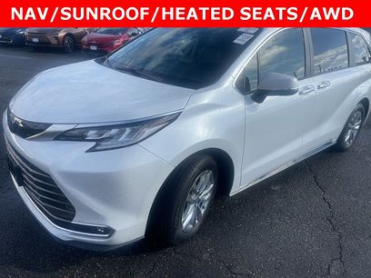Certified 2022 Toyota Sienna Limited
