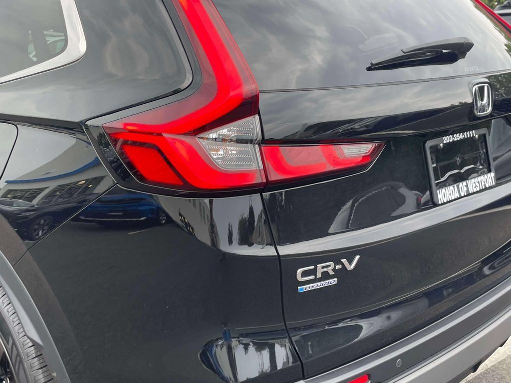 Certified 2024 Honda CR-V Sport-L image 9