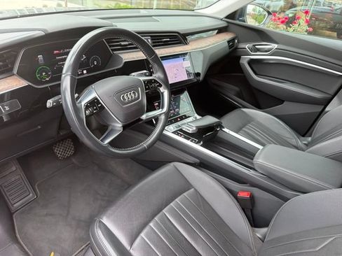 Used 2019 Audi e-tron Premium Plus AWD/4WD image 5