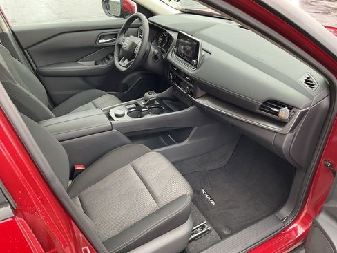 Used 2026 Nissan Rogue SV w/ Cold Weather Package image 18