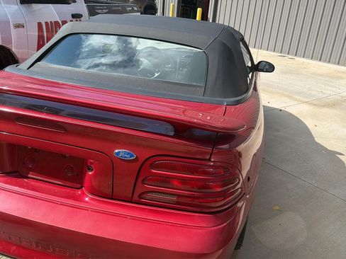 Used 1995 Ford Mustang GT RWD image 6