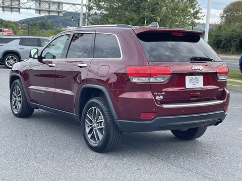 Used 2017 Jeep Grand Cherokee Limited image 11