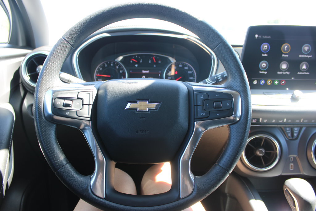 Used 2025 Chevrolet Blazer LT FWD image 34