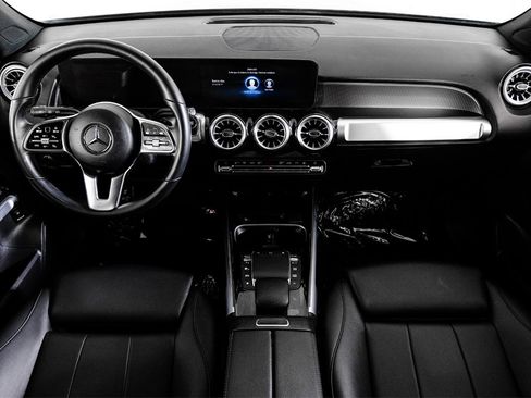 Used 2023 Mercedes-Benz EQB 250+ image 10