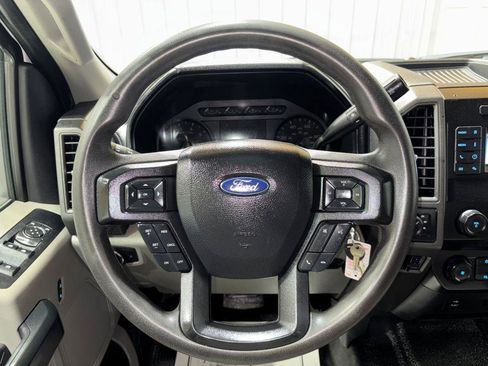 Used 2020 Ford F350 XL w/ Power Equipment Group image 18