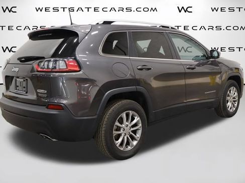 Used 2021 Jeep Cherokee Latitude Lux w/ Comfort/Convenience Group AWD/4WD image 47
