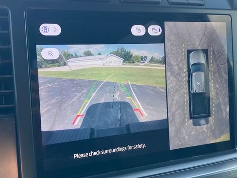 Used 2023 Ford F250 Lariat w/ Sport Appearance Package AWD/4WD image 30