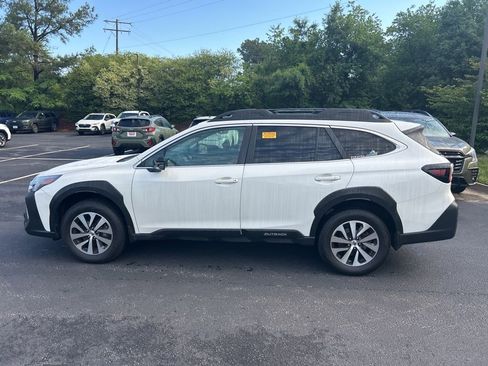 Certified 2023 Subaru Outback Premium AWD/4WD image 7