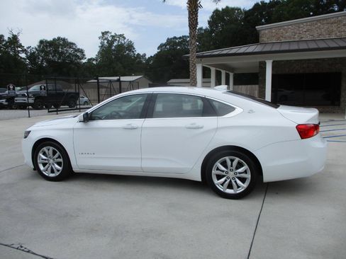 Used 2019 Chevrolet Impala LT FWD image 3