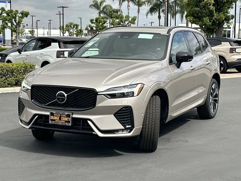 New 2026 Volvo XC60 B5 Plus w/ Climate Package image 3