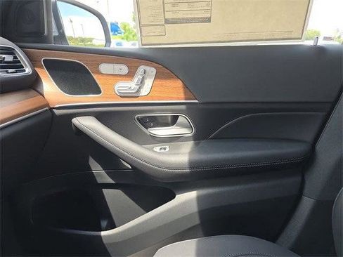 Certified 2025 Mercedes-Benz GLE 350 4MATIC image 27