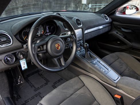 Certified 2023 Porsche 718 Cayman GT4 RS RWD image 4