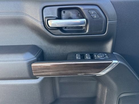 Used 2021 Chevrolet Silverado 1500 LT Trail Boss w/ Bed Protection Package image 16