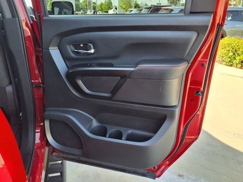 Used 2023 Nissan Titan PRO-4X AWD/4WD image 19