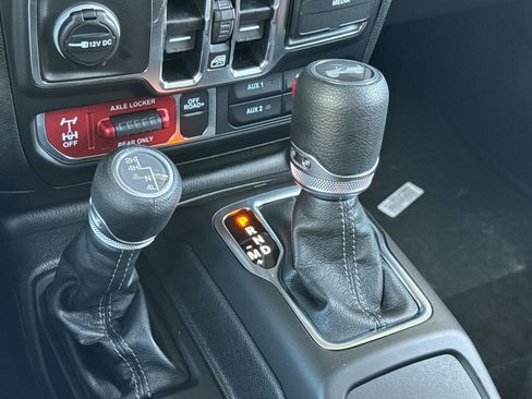 New 2026 Jeep Wrangler Unlimited Sport image 19