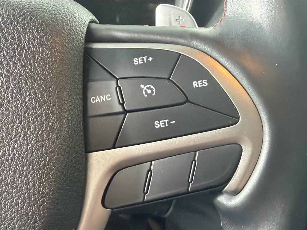 Used 2017 Jeep Grand Cherokee Trailhawk AWD/4WD image 43