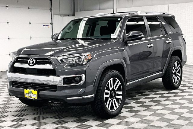 Used 2023 Toyota 4Runner Limited AWD/4WD image 10