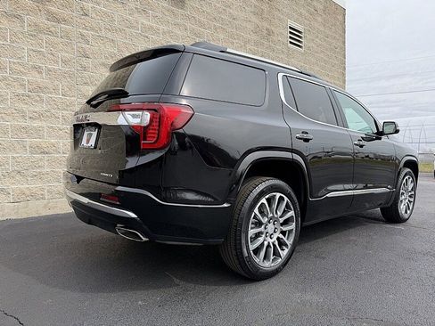 Used 2023 GMC Acadia Denali w/ Denali Technology Package image 3