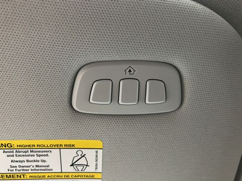 Used 2025 Lincoln Navigator L Reserve AWD/4WD image 35