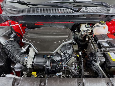 Used 2023 Chevrolet Blazer RS w/ Enhanced Convenience Package image 31