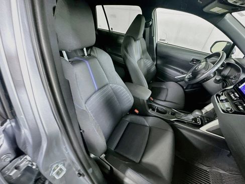 Used 2025 Toyota Corolla Cross AWD Hybrid image 30