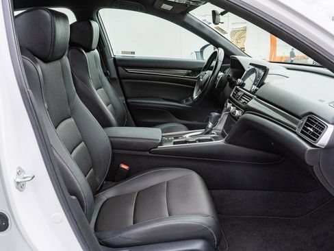 Certified 2022 Honda Accord Sport image 15