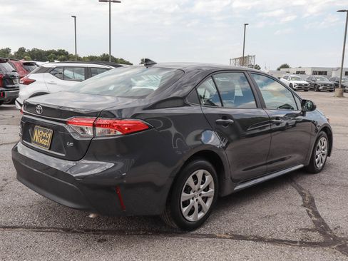 Used 2024 Toyota Corolla LE FWD image 4