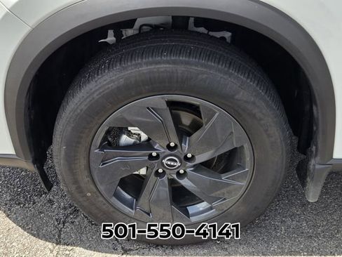 Used 2026 Nissan Rogue SV FWD image 20