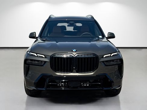 New 2027 BMW X7 xDrive40i w/ Executive Package AWD/4WD image 8
